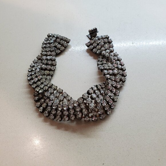 TRUE VINTAGE RHINESTONE WAVE BRACELET - Picture 1 of 3